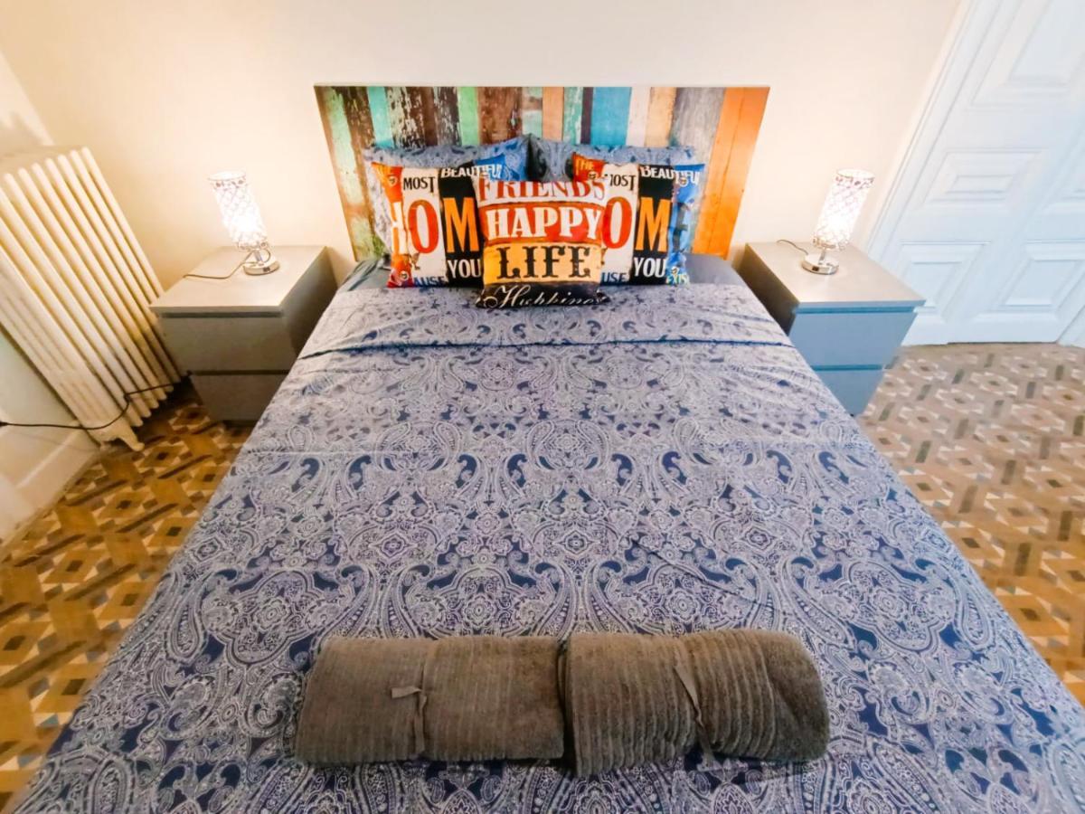 By Plaza Catalunya Rooms Barcelona Eksteriør billede