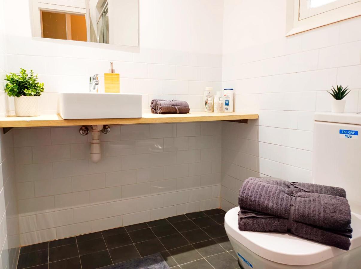 By Plaza Catalunya Rooms Barcelona Eksteriør billede